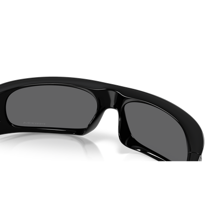 Oakley 9522 SOLE