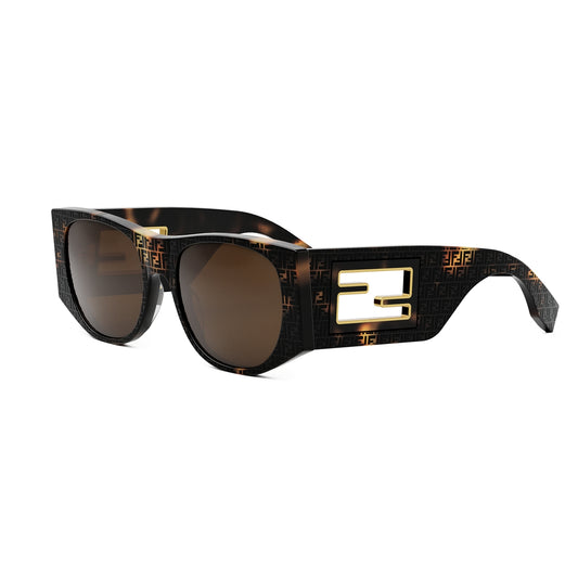 Maison Fendi FE40109I