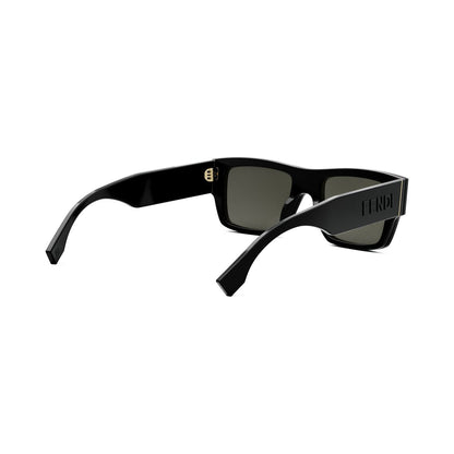 Maison Fendi FE40118I