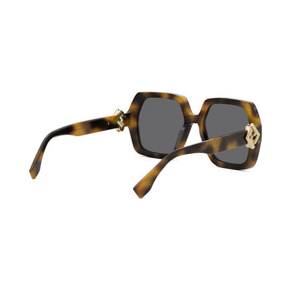 Maison Fendi FE40139I