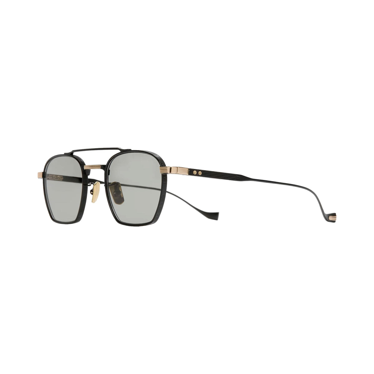 Cutler & Gross 1425 01 laterale