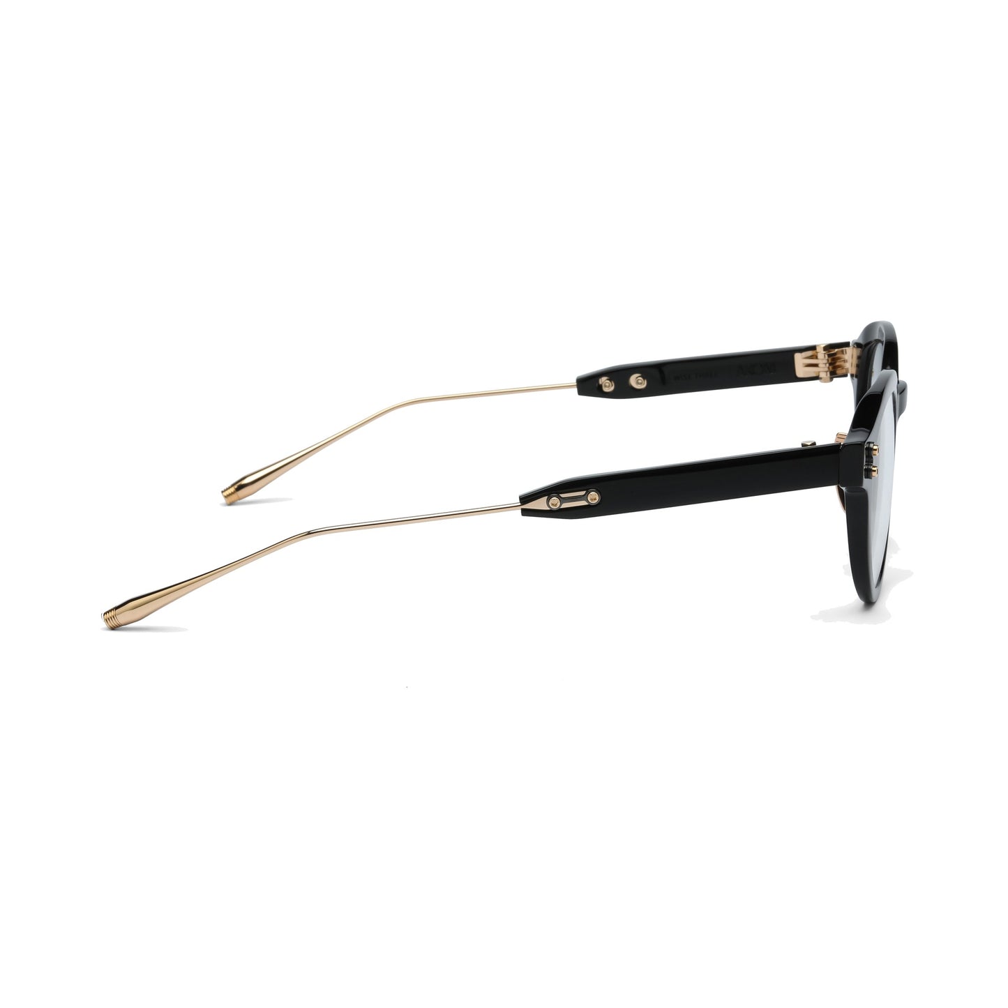 AKX-520A-46 WISE THREE